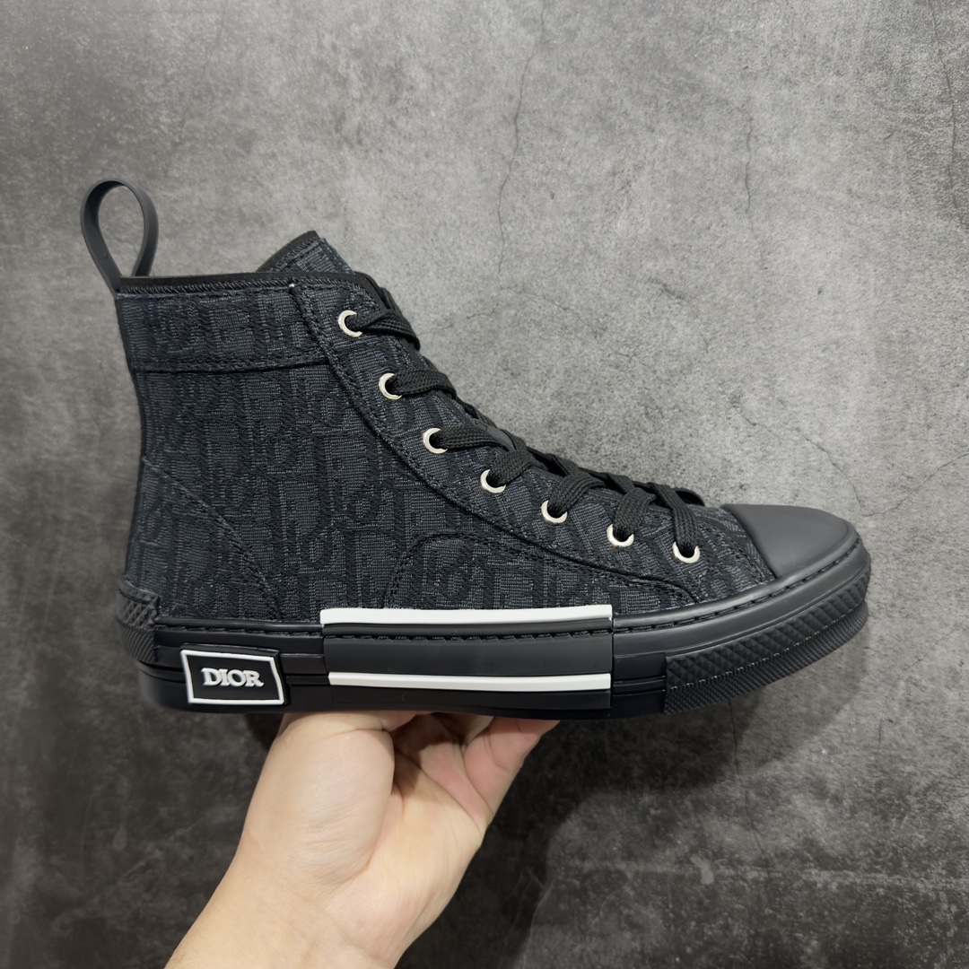 【广东纯原版本】Dior B23 Oblique High Top Sneakers 迪奥“CD重影”系列 Cactus jack x Dior 联名款nn东莞纯原 原版购入再次全新升级全鞋细节到材料到包装大幅度提升改正市面最强版本 可对比 历史最高FK （全套原版一致配件包装）n羊皮贴底拉帮 原装耐弯折耐高温EVC饰片材质 迄今为止唯一原装版本 采用原厂科技面料 无色差问题 随意对比公司 鞋面网纱一比一打样开发 原版一致大底 正确后跟弧度 后尾巴双针走线 完美楦形 尺码：39 40 41 42 43 44 45 46 编码：HH390420-莆田鞋批发中心