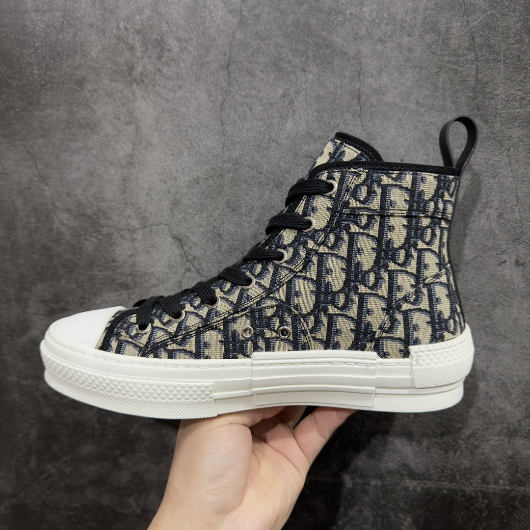 图片[2]-【广东纯原版本】Dior B23 Oblique High Top Sneakers 迪奥“CD重影”系列 Cactus jack x Dior 联名款nn东莞纯原 原版购入再次全新升级全鞋细节到材料到包装大幅度提升改正市面最强版本 可对比 历史最高FK （全套原版一致配件包装）n羊皮贴底拉帮 原装耐弯折耐高温EVC饰片材质 迄今为止唯一原装版本 采用原厂科技面料 无色差问题 随意对比公司 鞋面网纱一比一打样开发 原版一致大底 正确后跟弧度 后尾巴双针走线 完美楦形 尺码：39 40 41 42 43 44 45 46 编码：HH390420-莆田鞋批发中心