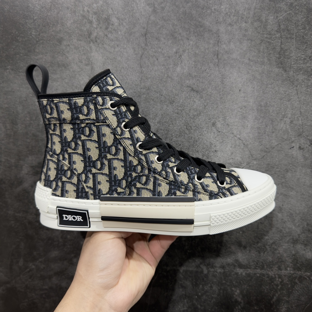 【广东纯原版本】Dior B23 Oblique High Top Sneakers 迪奥“CD重影”系列 Cactus jack x Dior 联名款nn东莞纯原 原版购入再次全新升级全鞋细节到材料到包装大幅度提升改正市面最强版本 可对比 历史最高FK （全套原版一致配件包装）n羊皮贴底拉帮 原装耐弯折耐高温EVC饰片材质 迄今为止唯一原装版本 采用原厂科技面料 无色差问题 随意对比公司 鞋面网纱一比一打样开发 原版一致大底 正确后跟弧度 后尾巴双针走线 完美楦形 尺码：39 40 41 42 43 44 45 46 编码：HH390420-莆田鞋批发中心