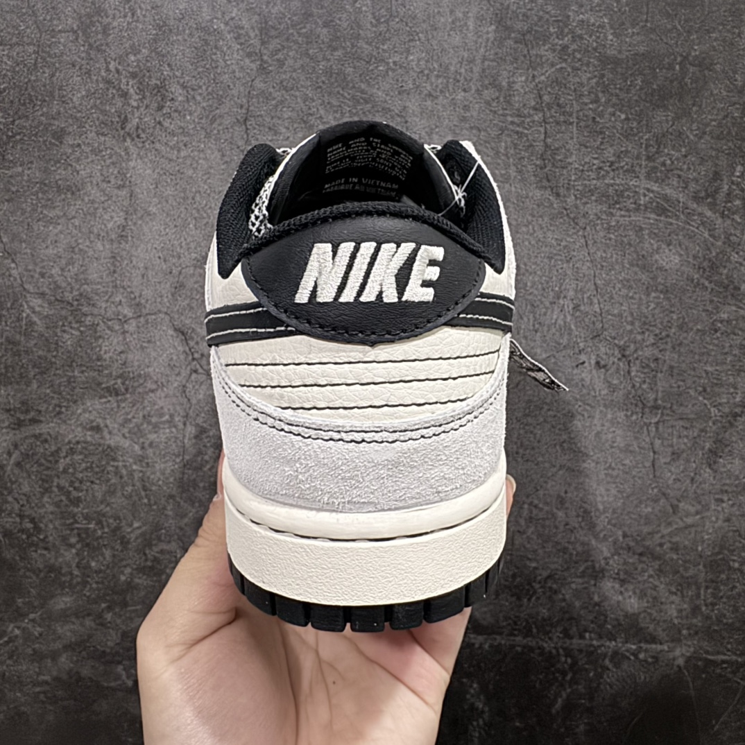 图片[4]-【定制版】Nk SB Dunk Low Supreme联名 米灰黑勾 周年高端定制 低帮休闲板鞋 YX5066-220rn#定制鞋盒 大厂纯原品质出货 超高清洁度 皮料切割干净无任何毛边 细节完美 r 尺码：36 36.5 37.5 38 38.5 39 40 40.5 41 42 42.5 43 44 44.5 45  编码：HXS320340-莆田鞋批发中心