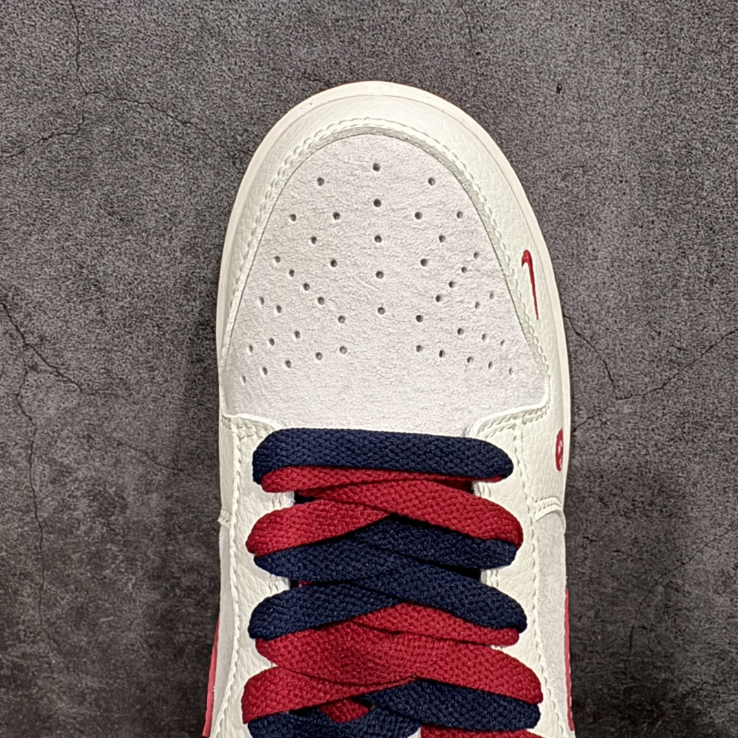 图片[5]-【定制版】Nk SB Dunk Low Supreme联名蛇年限定 红蛇纹 周年高端定制 低帮休闲板鞋 XS1086-015rn#定制鞋盒 大厂纯原品质出货 超高清洁度 皮料切割干净无任何毛边 细节完美 r 尺码：36 36.5 37.5 38 38.5 39 40 40.5 41 42 42.5 43 44 44.5 45  编码：HXS320340-莆田鞋批发中心