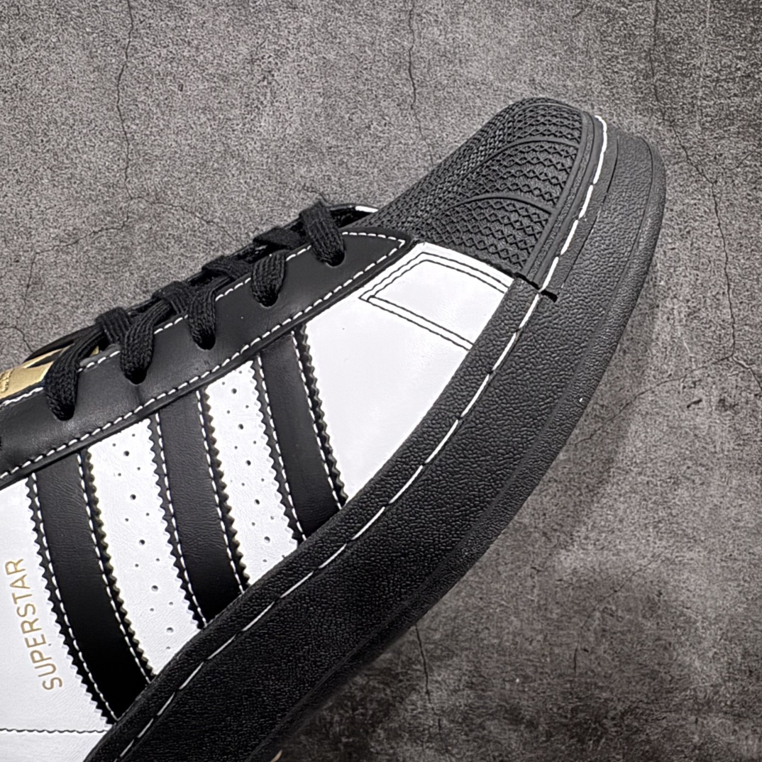 图片[6]-【公司级】Adidas Originals SUPERSTAR XLG Wn厚底贝壳头经典板鞋 公司级版本当您认为adidas Superstar鞋款再大胆不过时n这双鞋将70年代的经典运动鞋演绎成了现代时尚n标志性的锯齿状三条纹使放大的比例和同样大的宣言变得显而易见n全皮革鞋面忠实于其复古根源n同时重新设计轮廓以保持新鲜感n当贝壳趾引领时 自信地迈出每一步 官方货号: IE8409 Size：35.5 36 36.5 37.5 38 38.5 39 40 40.5 41 42 42.5 43 44 45 编码：XN200220-莆田鞋批发中心