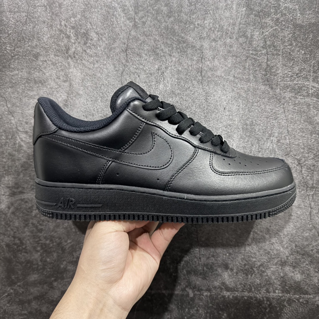 【XC纯原】Air Force 1 Low AF1空军纯黑低帮 亮面 CW2288-001 抄底的价格 完美品质 完全吊打市场所有同价位上下版本 偏软质头层皮料 完美鞋型 钩子裁边清洁度无敌！ 针车走线图片放大看相当整齐，鞋带口冲孔与鞋头冲孔非常圆润干净 无任何毛边，正确做旧鞋带金属铁片，中底走线 鞋垫刷胶 大底含气垫都是基本操作！独家有货，全码可接！ 尺码：36-46含尖版本 目前此价位你能找到的最优的一个版本没有之一-选品中心