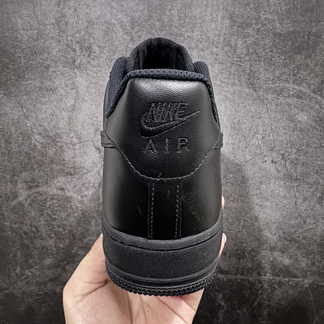 图片[4]-【XC纯原】Air Force 1 Low AF1空军纯黑低帮 亮面 CW2288-001 抄底的价格 完美品质 完全吊打市场所有同价位上下版本 偏软质头层皮料 完美鞋型 钩子裁边清洁度无敌！ 针车走线图片放大看相当整齐，鞋带口冲孔与鞋头冲孔非常圆润干净 无任何毛边，正确做旧鞋带金属铁片，中底走线 鞋垫刷胶 大底含气垫都是基本操作！独家有货，全码可接！ 尺码：36-46含尖版本 目前此价位你能找到的最优的一个版本没有之一-选品中心