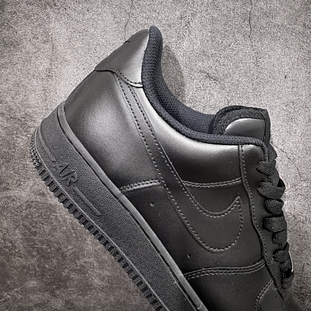 图片[7]-【XC纯原】Air Force 1 Low AF1空军纯黑低帮 亮面 CW2288-001 抄底的价格 完美品质 完全吊打市场所有同价位上下版本 偏软质头层皮料 完美鞋型 钩子裁边清洁度无敌！ 针车走线图片放大看相当整齐，鞋带口冲孔与鞋头冲孔非常圆润干净 无任何毛边，正确做旧鞋带金属铁片，中底走线 鞋垫刷胶 大底含气垫都是基本操作！独家有货，全码可接！ 尺码：36-46含尖版本 目前此价位你能找到的最优的一个版本没有之一-选品中心