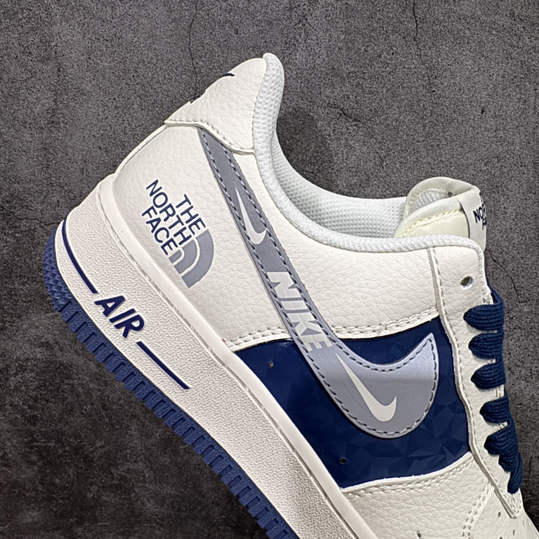 图片[7]-【定制版】Nk Air Force 1\’07 Low 北面联名 米白蓝钻 空军一号 低帮休闲板鞋 DM6688-001rn#原楦头原纸板 原装鞋盒 定制五金配件 内置全掌气垫 原厂鞋底 r 尺码：36 36.5 37.5 38 38.5 39 40 40.5 41 42 42.5 43 44 44.5 45  编码：HXS310320-莆田鞋批发中心