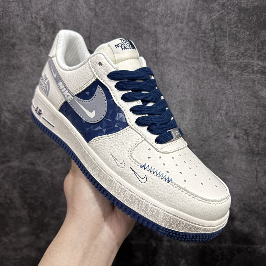 图片[3]-【定制版】Nk Air Force 1\’07 Low 北面联名 米白蓝钻 空军一号 低帮休闲板鞋 DM6688-001rn#原楦头原纸板 原装鞋盒 定制五金配件 内置全掌气垫 原厂鞋底 r 尺码：36 36.5 37.5 38 38.5 39 40 40.5 41 42 42.5 43 44 44.5 45  编码：HXS310320-莆田鞋批发中心