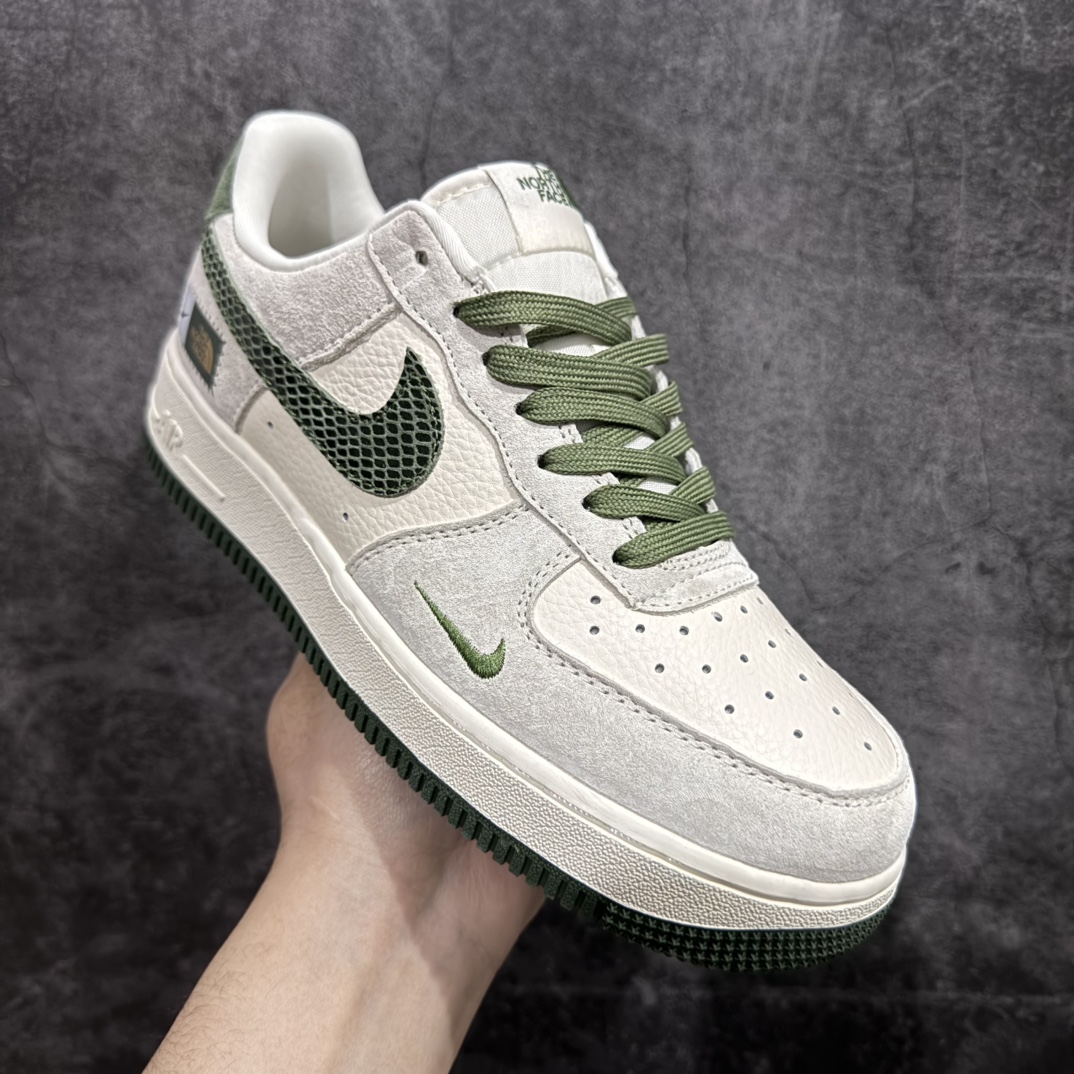 图片[3]-【定制版】Nike Air Force 1 Low 07 x The North Face 白绿小钩n原楦头原纸板 打造纯正低帮空军版型 专注外贸渠道 全掌内置蜂窝气垫原盒配件 原厂中底钢印、拉帮完美官方货号：DF0188 026 Size：36 36.5 37.5 38 38.5 39 40 40.5 41 42 42.5 43 44 44.5 45 编码：HXS310320-莆田鞋批发中心