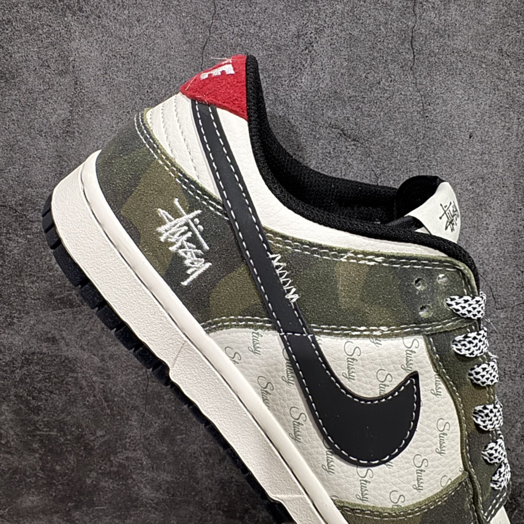 图片[7]-【定制版】海外爆款限量发售！公司级 Nike SB Dunk Low“斯图西联名——迷彩黑勾” 周年高端定制 低帮休闲板鞋 定制鞋盒 大厂纯原品质出货 超高清洁度 皮料切割干净无任何毛边 细节完美货号：DM6868-011nSize:36 36.5 37.5 38 38.5 39 40 40.5 41 42 42.5 43 44 44.5 45 编码：HXS340360-莆田鞋批发中心