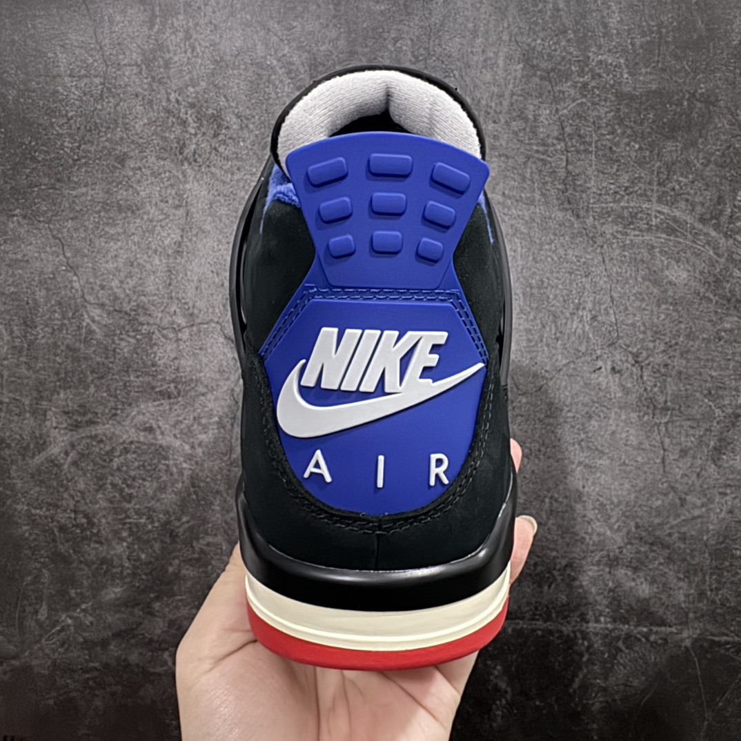 图片[4]-【PK纯原】 Air Jordan 4 Retro \”Lase\” AJ4 乔4黑灰蓝配色 FV5029-003n 全套原纸板楦头开发 原厂特供皮料加持 确保原汁原味 完美呈现四代版型 一比一鞋头弧度高度鞋身弧度 数据细节工艺流程均保持原鞋一致 原厂TPU网格鞋带扣 正确内里网布 菱角分明不变形无多余毛边 柔软性质感一致于原鞋 市场唯一原厂鞋扣模具 背面可见隐藏注塑口 原厂织唛标 原厂飞人电绣工艺 尾指中部跳三针 独家绑鞋带手法 印刷中底布 四线拉帮 米色美纹纸贴合固定 进口港宝加持 后跟自然饱满 全鞋荧光划线卡点 追求极致完美 每一双都是工艺品 多重QC质检 超越公司货的品控标准 实实在在的免检产品 rn采用经典的黑色、蓝色和中性灰色为配色方案，以白色皮革鞋面，鞋头采用中性灰色覆面，鞋眼、中底、鞋跟片和鞋舌上的Jumpman标志均采用军蓝色撞色设计，最后以黑色、蓝色和灰色橡胶外底，鞋跟搭配白色“Nike Air”Logo完善设计。r 尺码：40 40.5 41 42 42.5 43 44 44.5 45 46 47.5 48.5 49 50.5 编码：T440460-莆田鞋批发中心