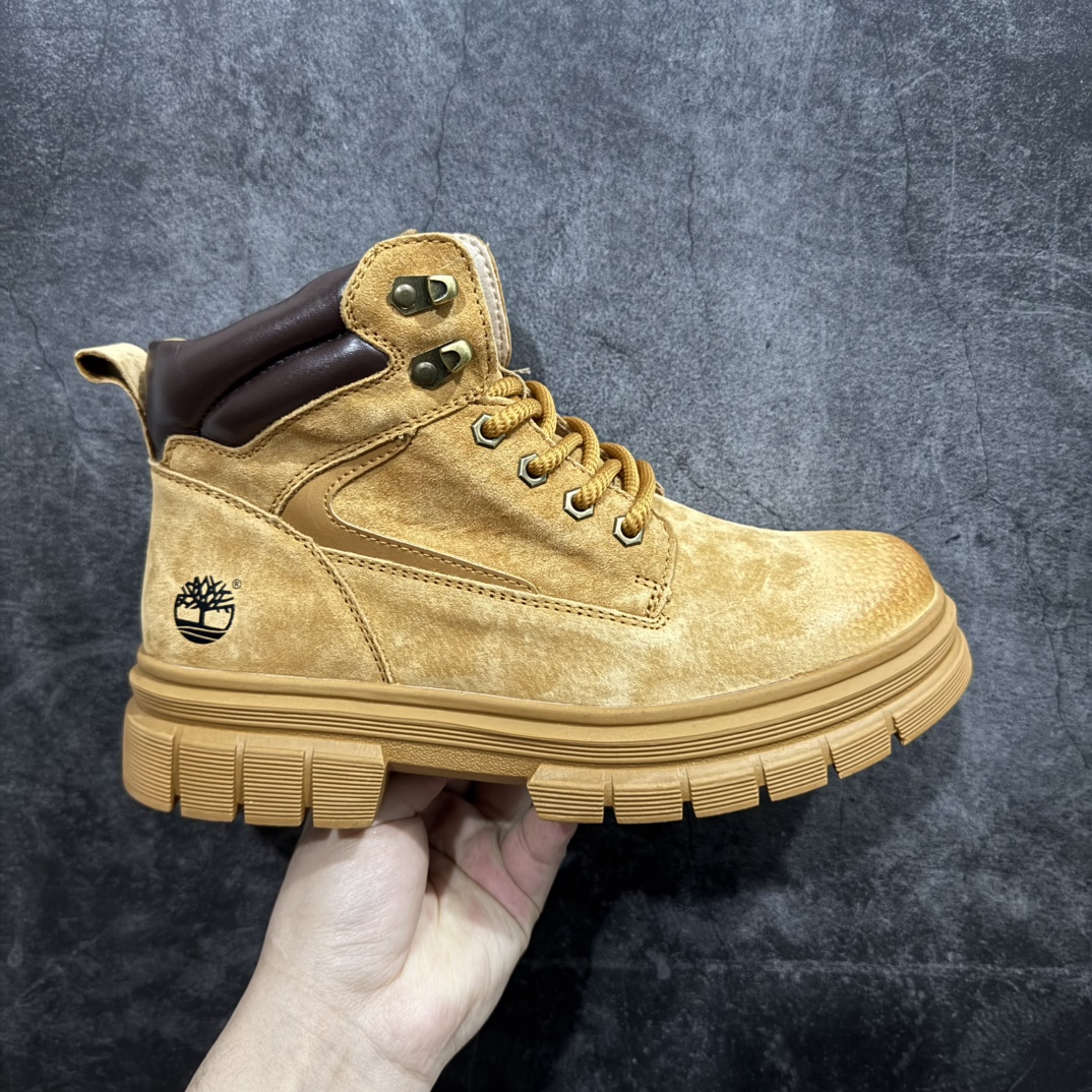 【公司级】Timberland添柏岚/天伯伦n户外中帮休闲马丁靴系列广东大厂品质 原盒原包装面料采用意大利🇮🇹顶级磨砂细纹牛皮n搭配防臭防腐真皮乳胶鞋垫n给您完美的穿着体验 质量考究耐穿n型男必备 专治不帅 高品质脚感一流 官方货号: TB0998681216 尺码：39 40 41 42 43 44 45 编码：TL320340-莆田鞋批发中心