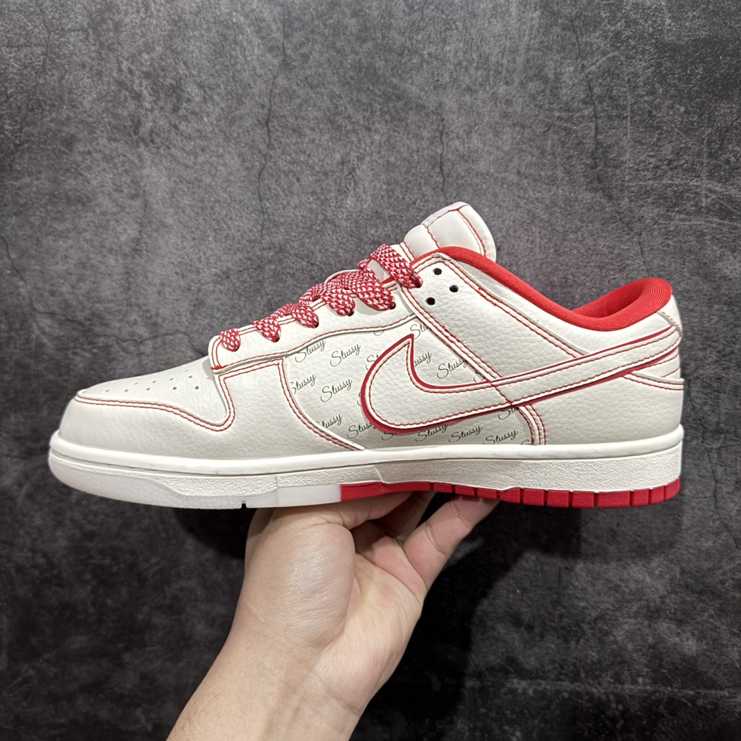 图片[2]-【定制版】Nk SB Dunk Low Dunk系列复古低帮休闲百搭板鞋 SJ2068-116 定制鞋盒 大厂流水作业生产 超高清洁度 皮料切割干净无任何毛边 细节完美 r 尺码：36 36.5 37.5 38 38.5 39 40 40.5 41 42 42.5 43 44 44.5 45 46 编码：LJ240260-莆田鞋批发中心