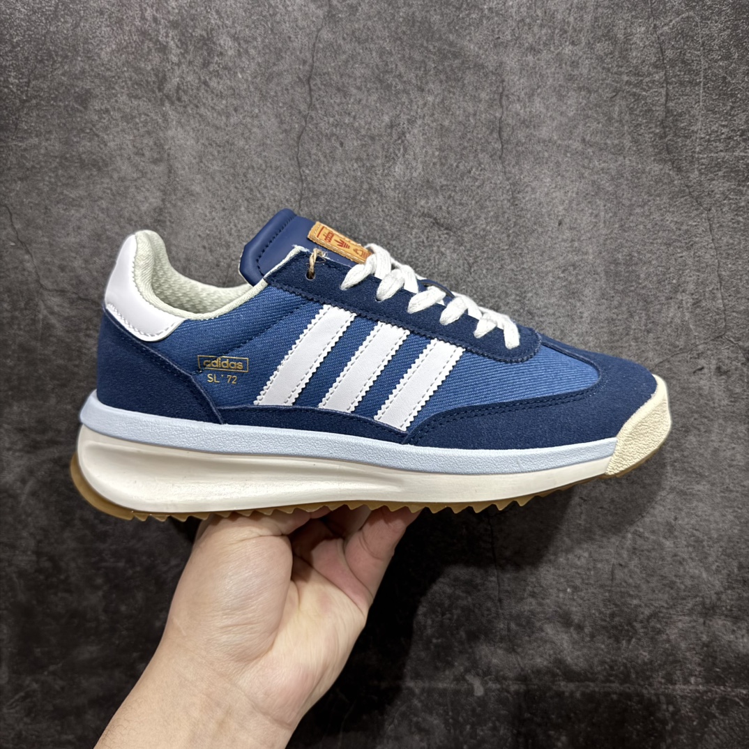 【公司级】Adidas originals SL 72 RTNr超轻便透气复古慢跑鞋rn鞋头的设计饱满圆润 r鞋面是翻毛皮和尼龙材质结合 上脚舒适柔软r橡胶大底非常耐磨防滑 包裹性很好 整体纤长r 货号：JH2506r 尺码：36 36.5 37.5 38 38.5 39 40 40.5 41 42 42.5 43 44 44.5 45 编码：WE200210-莆田鞋批发中心