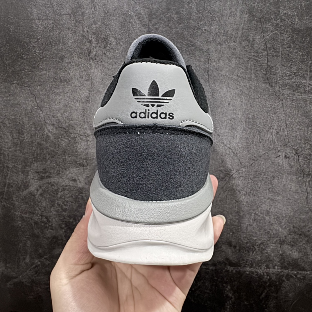 图片[4]-【公司级】Adidas originals SL 72 RTNr超轻便透气复古慢跑鞋rn鞋头的设计饱满圆润 r鞋面是翻毛皮和尼龙材质结合 上脚舒适柔软r橡胶大底非常耐磨防滑 包裹性很好 整体纤长r 货号：IH5633r 尺码：36 36.5 37.5 38 38.5 39 40 40.5 41 42 42.5 43 44 44.5 45 编码：WE200210-莆田鞋批发中心