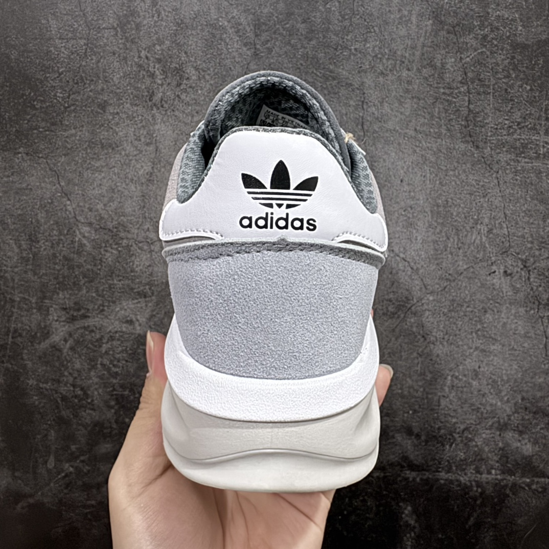 图片[4]-【公司级】Adidas originals SL 72 RTNr超轻便透气复古慢跑鞋rn鞋头的设计饱满圆润 r鞋面是翻毛皮和尼龙材质结合 上脚舒适柔软r橡胶大底非常耐磨防滑 包裹性很好 整体纤长r 货号：IH5558r 尺码：36 36.5 37.5 38 38.5 39 40 40.5 41 42 42.5 43 44 44.5 45 编码：WE200210-莆田鞋批发中心