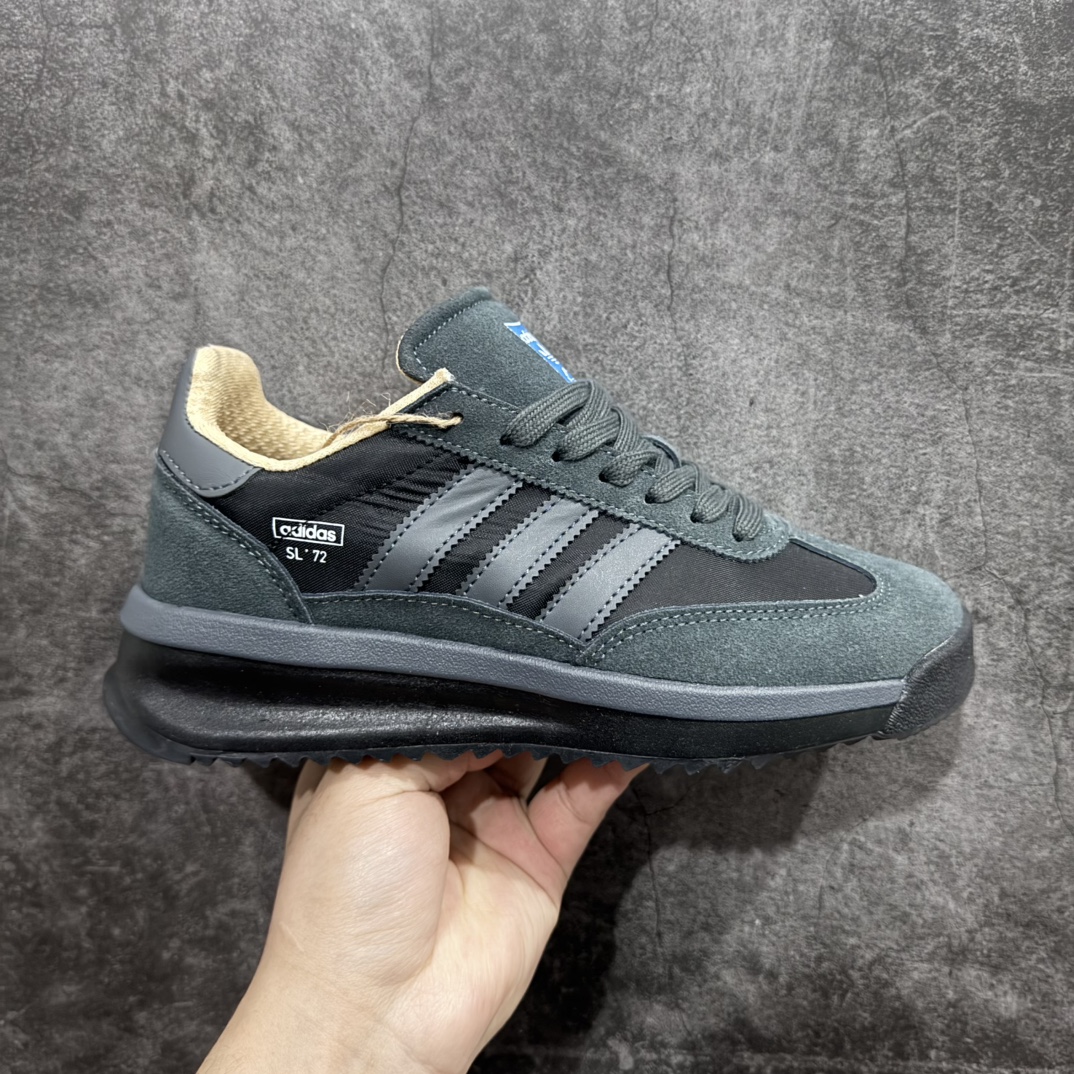 【公司级】Adidas originals SL 72 RTNr超轻便透气复古慢跑鞋rn鞋头的设计饱满圆润 r鞋面是翻毛皮和尼龙材质结合 上脚舒适柔软r橡胶大底非常耐磨防滑 包裹性很好 整体纤长r 货号：IH5569r 尺码：36 36.5 37.5 38 38.5 39 40 40.5 41 42 42.5 43 44 44.5 45 编码：WE200210-莆田鞋批发中心