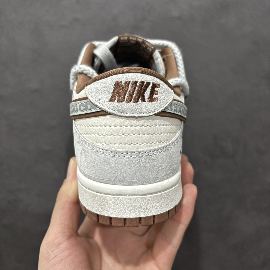 图片[4]-【定制版】Nike SB Dunk Low x The North Face x CDG 白灰棕小钩绑带纯原大厂出品 极力推荐n原装头层材料 独家版型蒸餾加工帶來的是更好的视觉和脚感体验大厂纯原品质出货 清洁度 电绣工艺 皮料切割干净无任何毛边 细节完美官方货号：XX3168 110  尺码：36 36.5 37.5 38 38.5 39 40 40.5 41 42 42.5 43 44 44.5 45 编码：HXS340360-莆田鞋批发中心