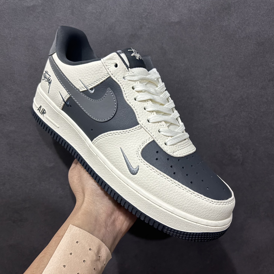 图片[3]-【定制版】Nk Air Force 1\’07 Low 斯图西联名-米灰三小勾 空军一号低帮休闲板鞋 KK1988-037rn#原楦头原纸板 原装鞋盒 定制五金配件 内置全掌气垫 原厂鞋底 r 尺码：36 36.5 37.5 38 38.5 39 40 40.5 41 42 42.5 43 44 44.5 45 编码：HXS310320-莆田鞋批发中心