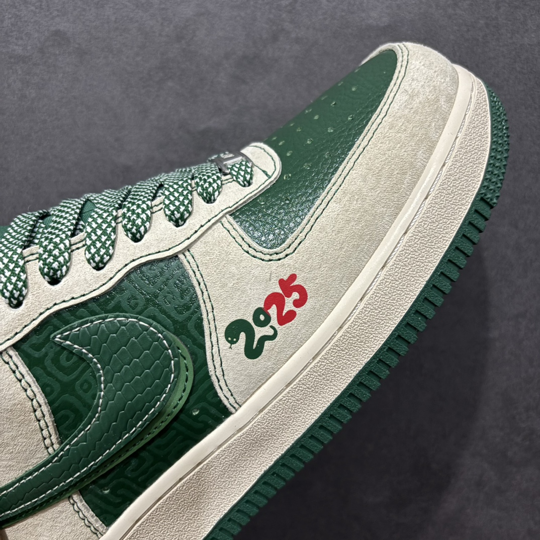 图片[5]-【定制版】Nk Air Force 1\’07 Low 北面联名 青蛇鳞 空军一号低帮休闲板鞋 DM6688-015rn#原楦头原纸板 原装鞋盒 定制五金配件 内置全掌气垫 原厂鞋底 r 尺码：36 36.5 37.5 38 38.5 39 40 40.5 41 42 42.5 43 44 44.5 45  编码：HXS310320-莆田鞋批发中心