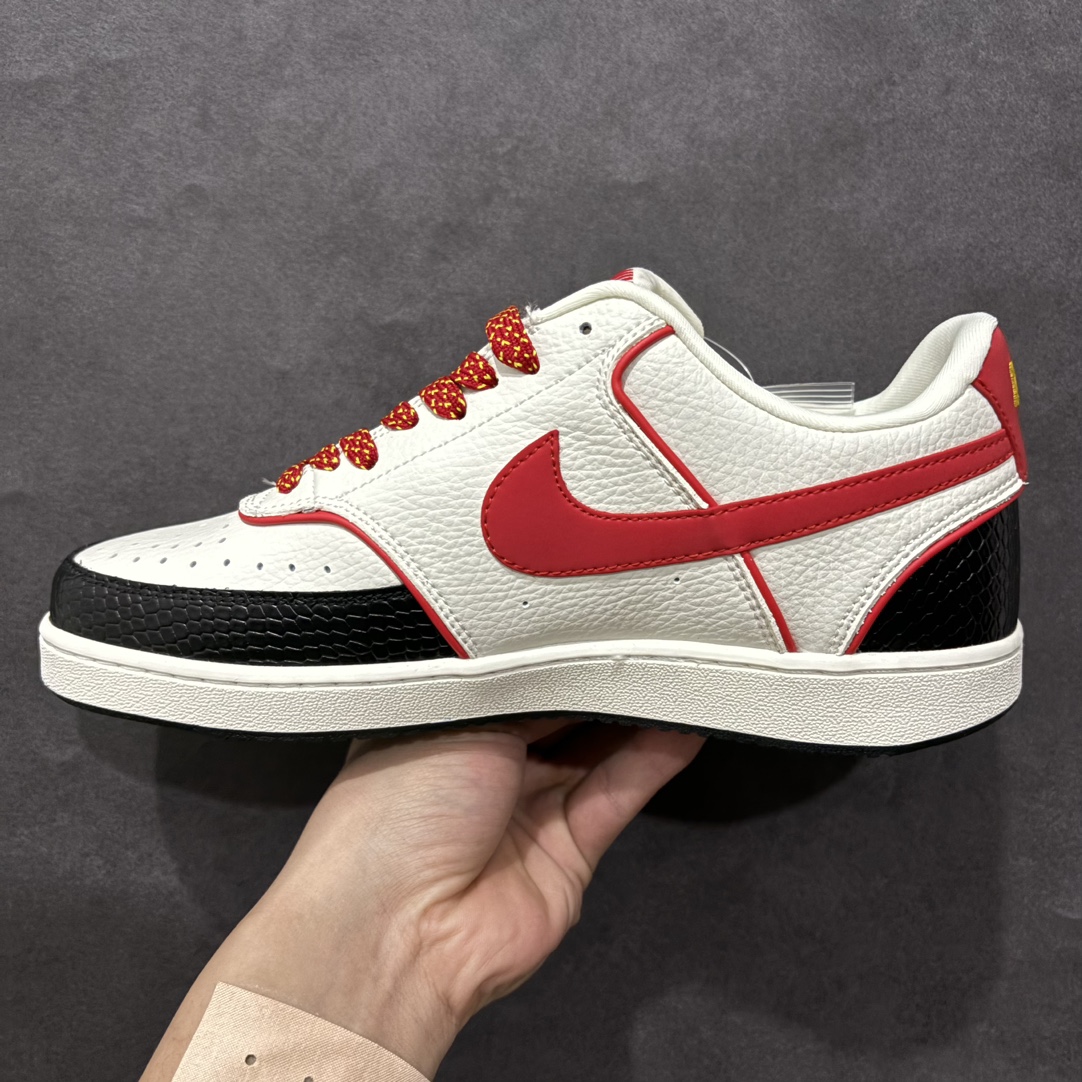 图片[2]-【公司级】Nike Court Vision Low 蛇年限定n休闲运动板鞋 纯原版本n低帮百搭透气休闲运动板鞋，经典耐用的设计，兼顾舒适脚感和出众风范，演绎匠心之作。结构性的支撑贴合感结合复古篮球设计，塑就场外全明星风范官方货号: FD5188 130 尺码：36 36.5 37.5 38 38.5 39 40 40.5 41 42 42.5 43 44 44.5 45 编码：CC260280-莆田鞋批发中心