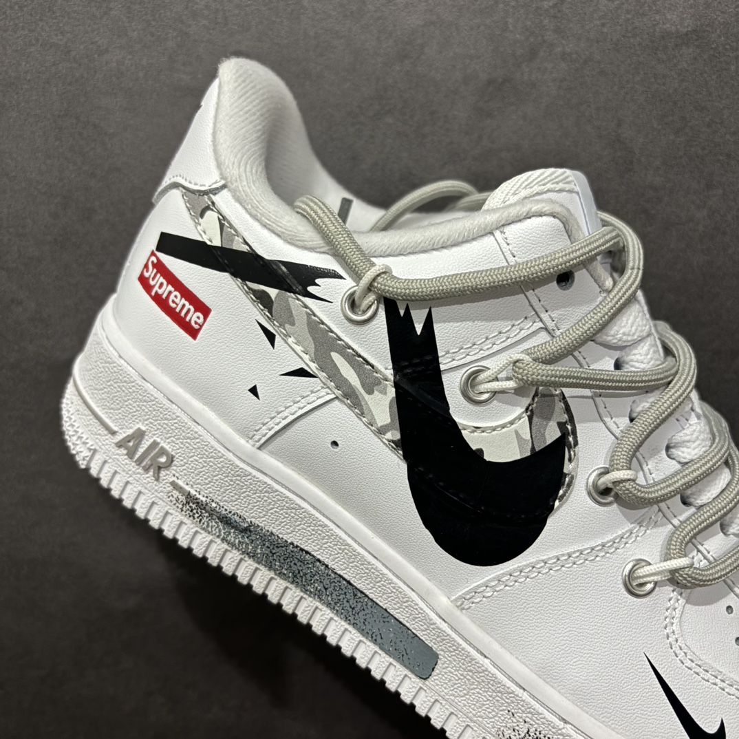 图片[6]-【公司级】Supreme x Nk Air Force 1\’07 Low \”Box logo\” Sup断勾 空军一号低帮休闲板鞋 UP1658-955rn#专为Supreme打造，采用全粒面皮革鞋面，带透气孔皮革鞋头面扳、联合品牌LOGO鞋垫，鞋跟带有凹陷印花标志。断勾设计，彰显品牌的独特魅力，给整体鞋款增添了层次感与时尚元素!!r 尺码：36 36.5 37.5 38 38.5 39 40 40.5 41 42 42.5 43 44 44.5 45  编码：HXS310320-莆田鞋批发中心