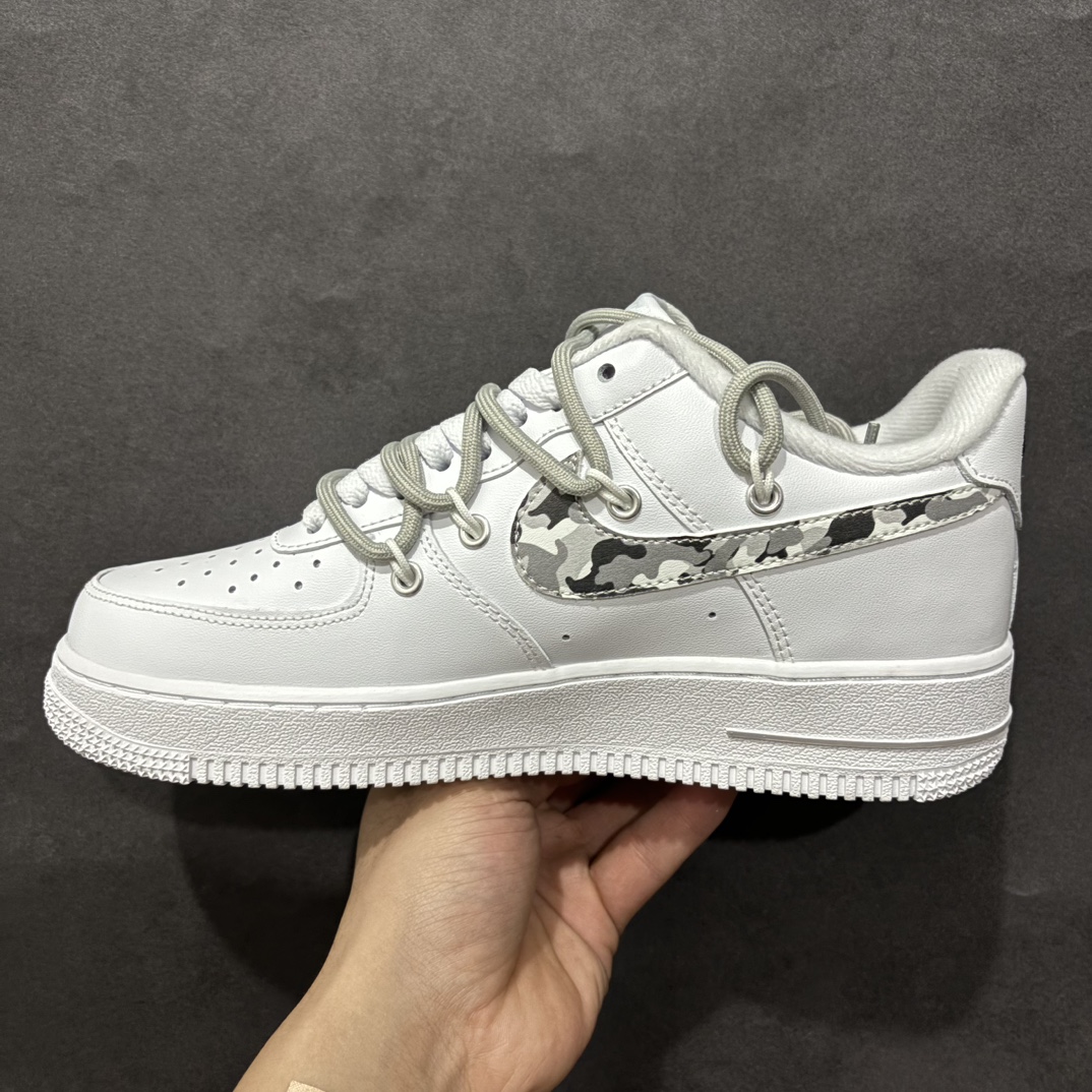 图片[2]-【公司级】Supreme x Nk Air Force 1\’07 Low \”Box logo\” Sup断勾 空军一号低帮休闲板鞋 UP1658-955rn#专为Supreme打造，采用全粒面皮革鞋面，带透气孔皮革鞋头面扳、联合品牌LOGO鞋垫，鞋跟带有凹陷印花标志。断勾设计，彰显品牌的独特魅力，给整体鞋款增添了层次感与时尚元素!!r 尺码：36 36.5 37.5 38 38.5 39 40 40.5 41 42 42.5 43 44 44.5 45  编码：HXS310320-莆田鞋批发中心