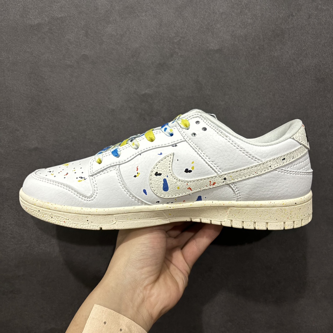 图片[2]-【定制版】Nk SB Dunk Low 古驰联名-喷墨白勾 周年高端定制 低帮休闲板鞋 #定制鞋盒 大厂纯原品质出货 超高清洁度 皮料切割干净无任何毛边 细节完美 货号：FC2025-305 尺码：36 36.5 37.5 38 38.5 39 40 40.5 41 42 42.5 43 44 44.5 45 编码：HXS260280-莆田鞋批发中心