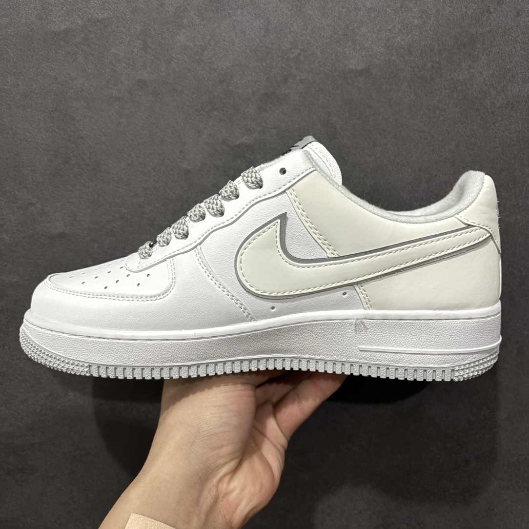 图片[2]-【特价福利】Nike Air Force 1 \’07 Low 空军一号 低帮 运动鞋 休闲鞋 折边针车 工艺难度大 原楦头原纸板 原装鞋盒 定制五金配件 内置全掌气垫 原厂鞋底货号：YZ8115-006 Size：36 36.5 37.5 38 38.5 39 40 40.5 41 42 42.5 43 44 44.5 45 编码：CC190200-莆田鞋批发中心