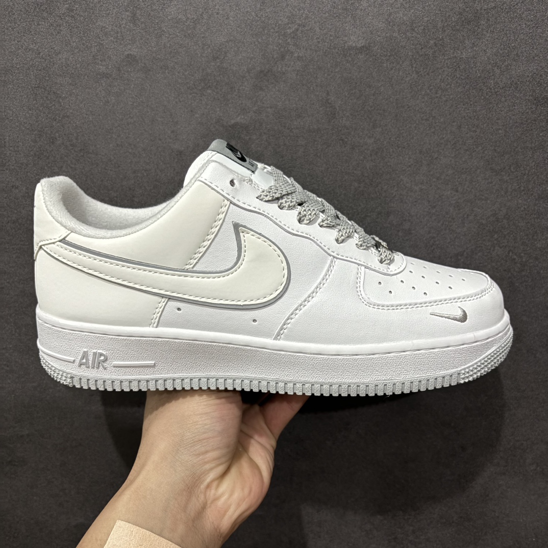 【特价福利】Nike Air Force 1 \’07 Low 空军一号 低帮 运动鞋 休闲鞋 折边针车 工艺难度大 原楦头原纸板 原装鞋盒 定制五金配件 内置全掌气垫 原厂鞋底货号：YZ8115-006 Size：36 36.5 37.5 38 38.5 39 40 40.5 41 42 42.5 43 44 44.5 45 编码：CC190200-莆田鞋批发中心