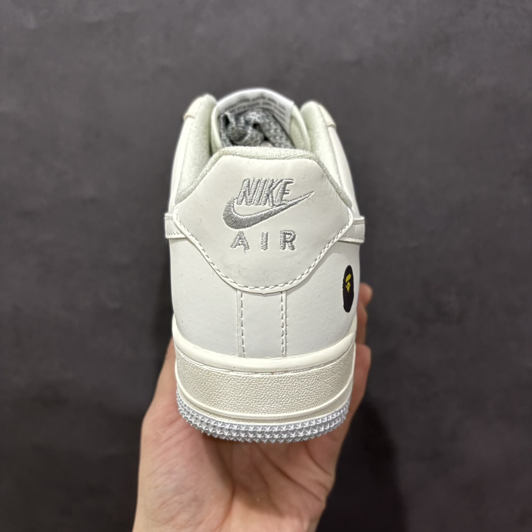 图片[4]-【特价福利】Nike Air Force 1 \’07 Low “Bape联名”空军一号 低帮 运动鞋 休闲鞋 折边针车 工艺难度大 原楦头原纸板 原装鞋盒 定制五金配件 内置全掌气垫 原厂鞋底货号：FG6688-104 Size：36 36.5 37.5 38 38.5 39 40 40.5 41 42 42.5 43 44 44.5 45 编码：CC190200-莆田鞋批发中心