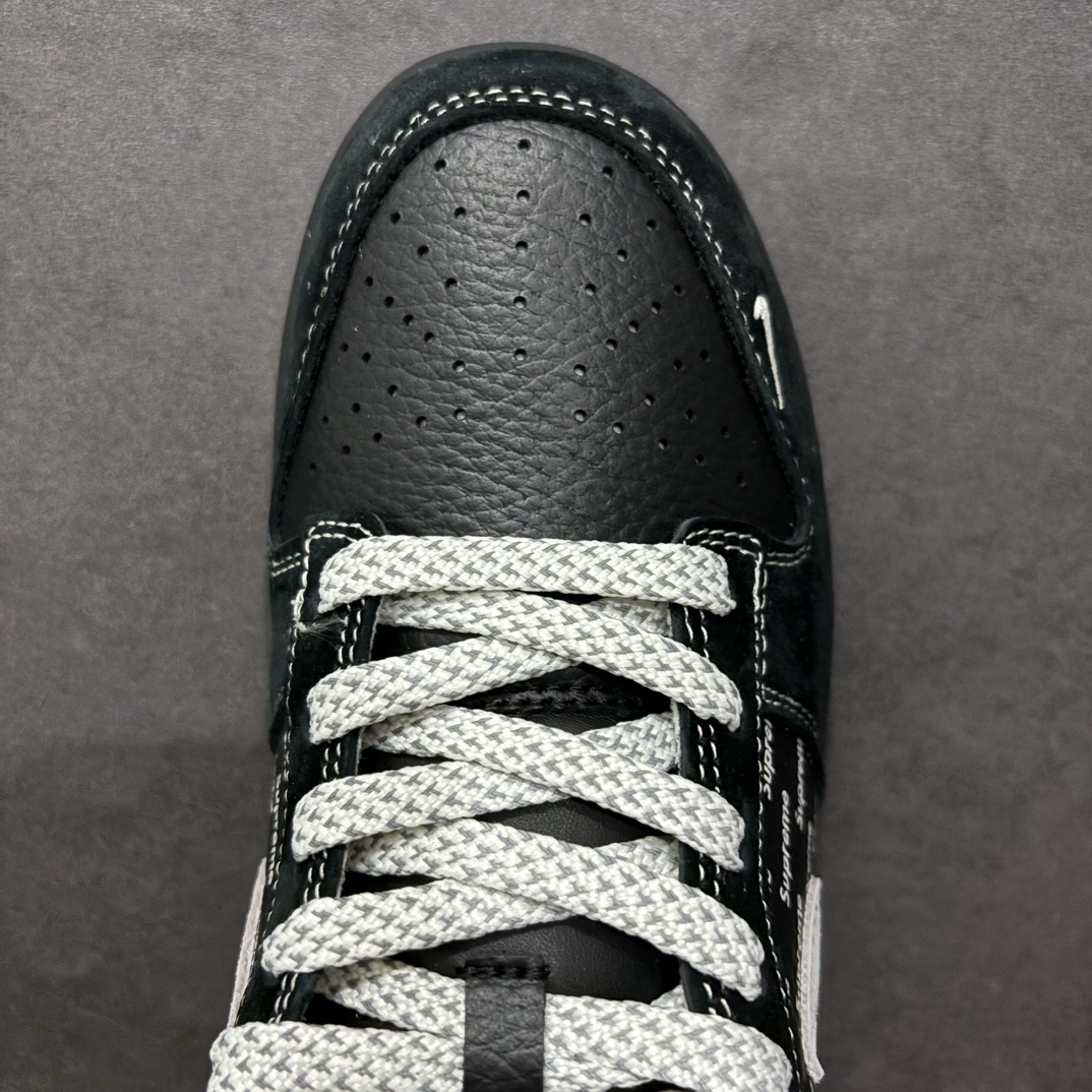 图片[8]-【定制版】Nk SB Dunk Low Supreme联名 黑灰勾 周年高端定制 低帮休闲板鞋n#定制鞋盒 大厂纯原品质出货 超高清洁度 皮料切割干净无任何毛边 细节完美货号：XS1086-011 尺码：36 36.5 37.5 38 38.5 39 40 40.5 41 42 42.5 43 44 44.5 45 编码：HXS320340-莆田鞋批发中心