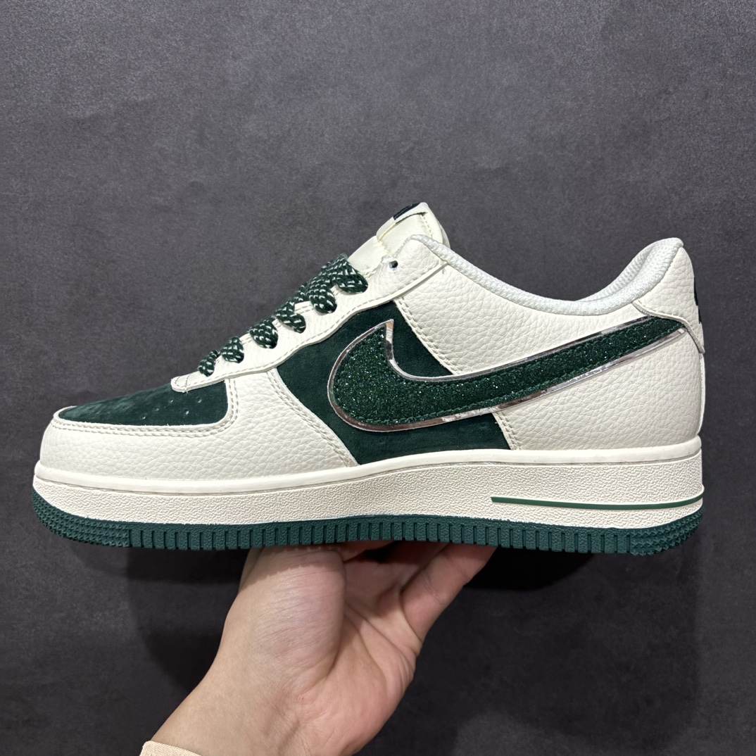 图片[2]-【定制版】Nike Air Force 1 Low 07 x The North Face 白绿小钩满天星n原楦头原纸板 打造纯正低帮空军版型 专注外贸渠道 全掌内置蜂窝气垫原盒配件 原厂中底钢印、拉帮完美官方货号：QY6818 528 Size：36 36.5 37.5 38 38.5 39 40 40.5 41 42 42.5 43 44 44.5 45 编码：CC280300-莆田鞋批发中心