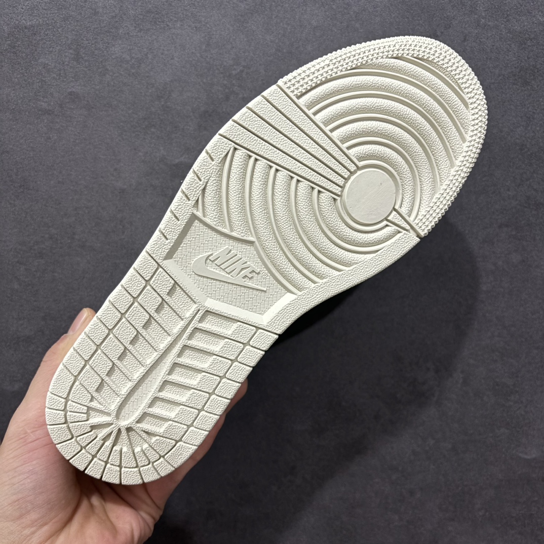 图片[9]-【定制版】Air Jordan 1 Retro Low x The North Face 白金小钩满天星n官方同步新色 原装级产物n拒绝公底 立体鞋型 细节完美 高清洁度购置公司同步原材料 原汁原味 忠于原版 货号：XX2419 019n码数：36 36.5 37.5 38 38.5 39 40 40.5 41 42 42.5 43 44 44.5 45 编码：CC280300-莆田鞋批发中心