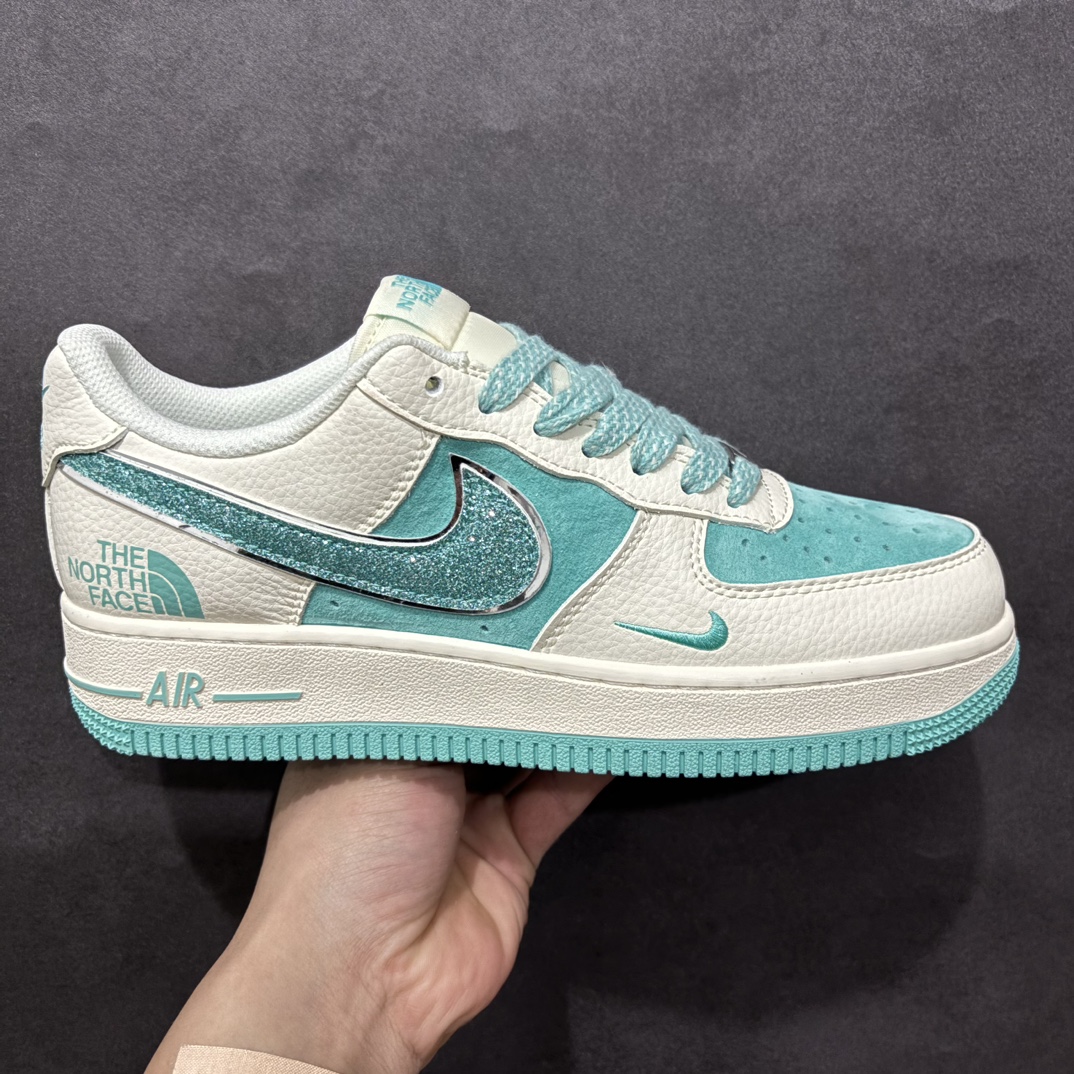 【公司级】Nike Air Force 1 Low 07 x The North Face 白青小钩满天星n原楦头原纸板 打造纯正低帮空军版型 专注外贸渠道 全掌内置蜂窝气垫原盒配件 原厂中底钢印、拉帮完美官方货号：QY6818 529 Size：36 36.5 37.5 38 38.5 39 40 40.5 41 42 42.5 43 44 44.5 45 编码：HXS280300-莆田鞋批发中心