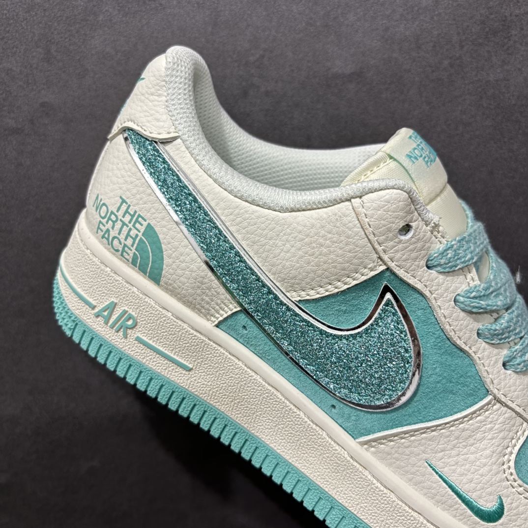 图片[6]-【公司级】Nike Air Force 1 Low 07 x The North Face 白青小钩满天星n原楦头原纸板 打造纯正低帮空军版型 专注外贸渠道 全掌内置蜂窝气垫原盒配件 原厂中底钢印、拉帮完美官方货号：QY6818 529 Size：36 36.5 37.5 38 38.5 39 40 40.5 41 42 42.5 43 44 44.5 45 编码：HXS280300-莆田鞋批发中心