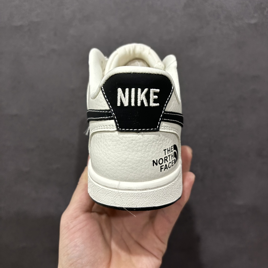 图片[4]-【定制版】Nike Court Vision Low x The North Face 白黑三小钩满天星n休闲运动板鞋 纯原版本n低帮百搭透气休闲运动板鞋，经典耐用的设计n兼顾舒适脚感和出众风范，演绎匠心之作n结构性的支撑贴合感结合复古篮球设计，塑就场外全明星风范官方货号: FD5188 118n码数：36 36.5 37.5 38 38.5 39 40 40.5 41 42 42.5 43 44 44.5 45 编码：CC260280-莆田鞋批发中心