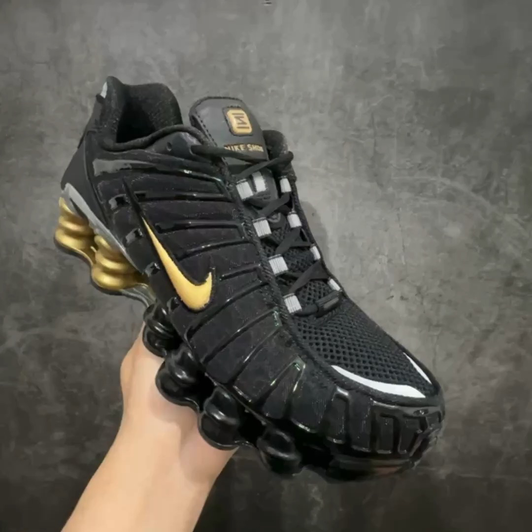  
【外贸版】Nike Shox TL 全掌气柱缓震休闲运动跑步鞋
令机械力学缓震性能跃升新层次。采用透