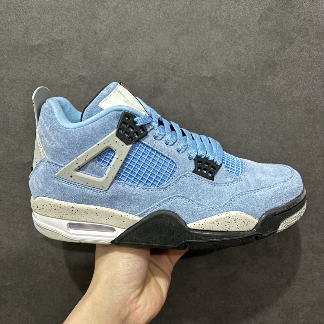 【头层跑量版】Air Jordan AJ4 Retro 系列n区分市面的各种假特价n全头层皮料 大底有正确刷漆n真材实料 做工扎实 拒绝劣质品质n原纸板楦头开发 完美鞋型 鞋柜必备鞋款 终端现货供应品质可见 真正好货福利白菜价💪🏻 尺码：40-46含半码 编码：WE260280-莆田鞋批发中心