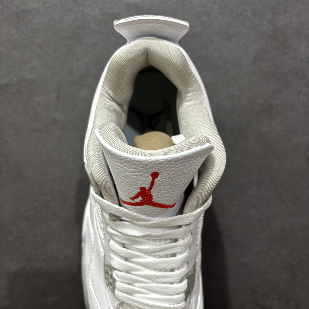 图片[7]-【头层跑量版】Air Jordan AJ4 Retro 系列n区分市面的各种假特价n全头层皮料 大底有正确刷漆n真材实料 做工扎实 拒绝劣质品质n原纸板楦头开发 完美鞋型 鞋柜必备鞋款 终端现货供应品质可见 真正好货福利白菜价💪🏻 尺码：40-46含半码 编码：WE260280-莆田鞋批发中心