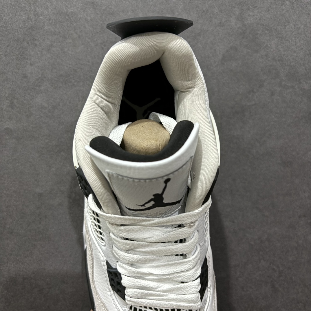 图片[8]-【头层跑量版】Air Jordan AJ4 Retro 系列n区分市面的各种假特价n全头层皮料 大底有正确刷漆n真材实料 做工扎实 拒绝劣质品质n原纸板楦头开发 完美鞋型 鞋柜必备鞋款 终端现货供应品质可见 真正好货福利白菜价💪🏻 尺码：40-46含半码 编码：WE260280-莆田鞋批发中心