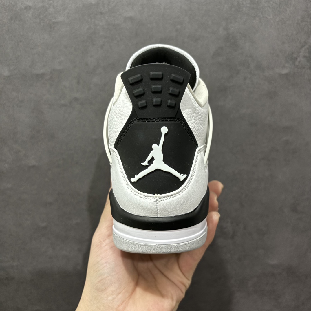 图片[4]-【头层跑量版】Air Jordan AJ4 Retro 系列n区分市面的各种假特价n全头层皮料 大底有正确刷漆n真材实料 做工扎实 拒绝劣质品质n原纸板楦头开发 完美鞋型 鞋柜必备鞋款 终端现货供应品质可见 真正好货福利白菜价💪🏻 尺码：40-46含半码 编码：WE260280-莆田鞋批发中心