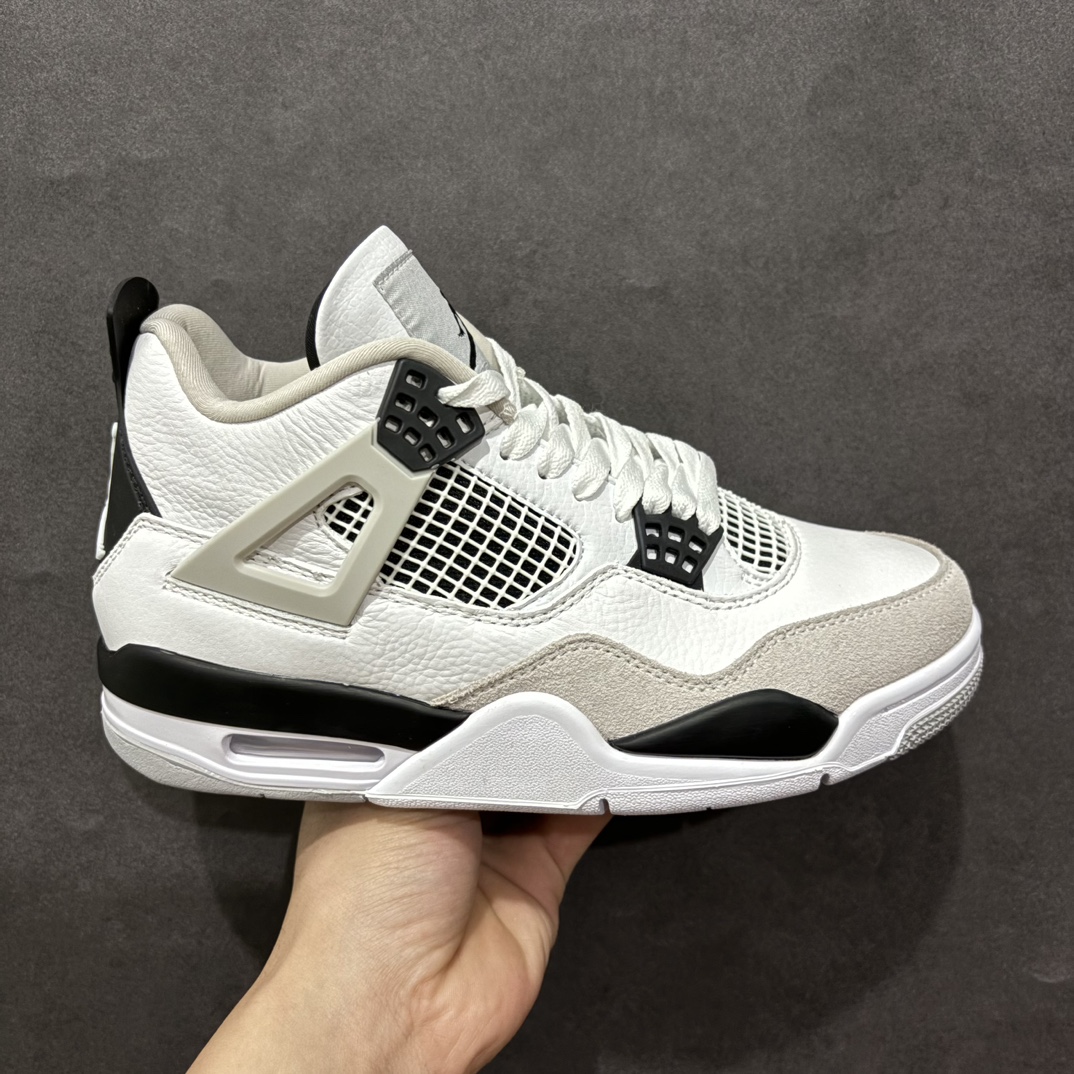 【头层跑量版】Air Jordan AJ4 Retro 系列n区分市面的各种假特价n全头层皮料 大底有正确刷漆n真材实料 做工扎实 拒绝劣质品质n原纸板楦头开发 完美鞋型 鞋柜必备鞋款 终端现货供应品质可见 真正好货福利白菜价💪🏻 尺码：40-46含半码 编码：WE260280-莆田鞋批发中心