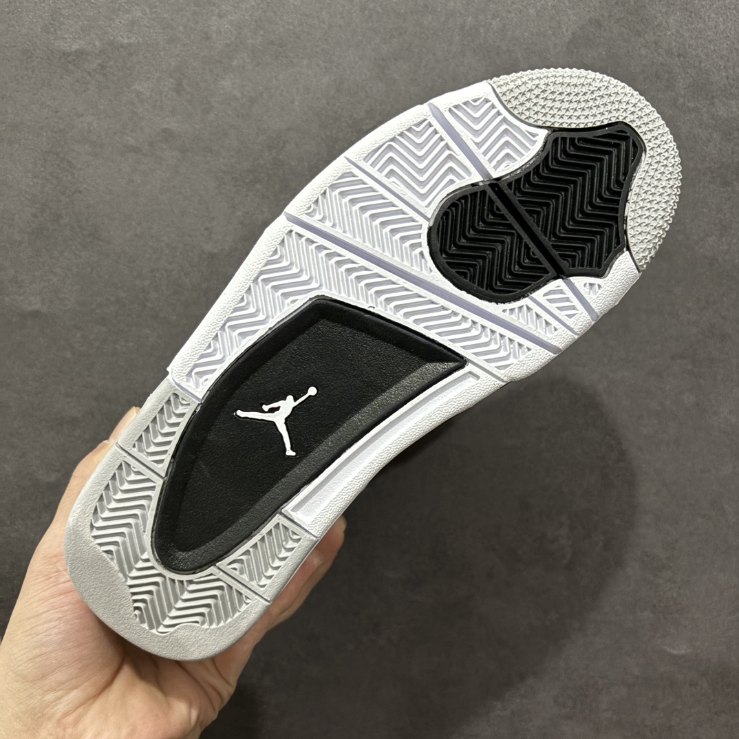 图片[9]-【头层跑量版】Air Jordan AJ4 Retro 系列n区分市面的各种假特价n全头层皮料 大底有正确刷漆n真材实料 做工扎实 拒绝劣质品质n原纸板楦头开发 完美鞋型 鞋柜必备鞋款 终端现货供应品质可见 真正好货福利白菜价💪🏻 尺码：40-46含半码 编码：WE260280-莆田鞋批发中心