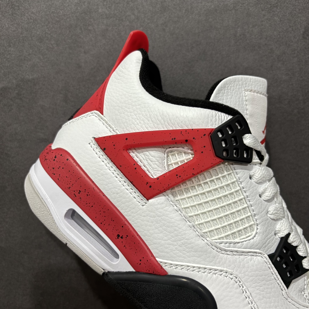 图片[6]-【头层跑量版】Air Jordan AJ4 Retro 系列n区分市面的各种假特价n全头层皮料 大底有正确刷漆n真材实料 做工扎实 拒绝劣质品质n原纸板楦头开发 完美鞋型 鞋柜必备鞋款 终端现货供应品质可见 真正好货福利白菜价💪🏻 尺码：40-46含半码 编码：WE260280-莆田鞋批发中心