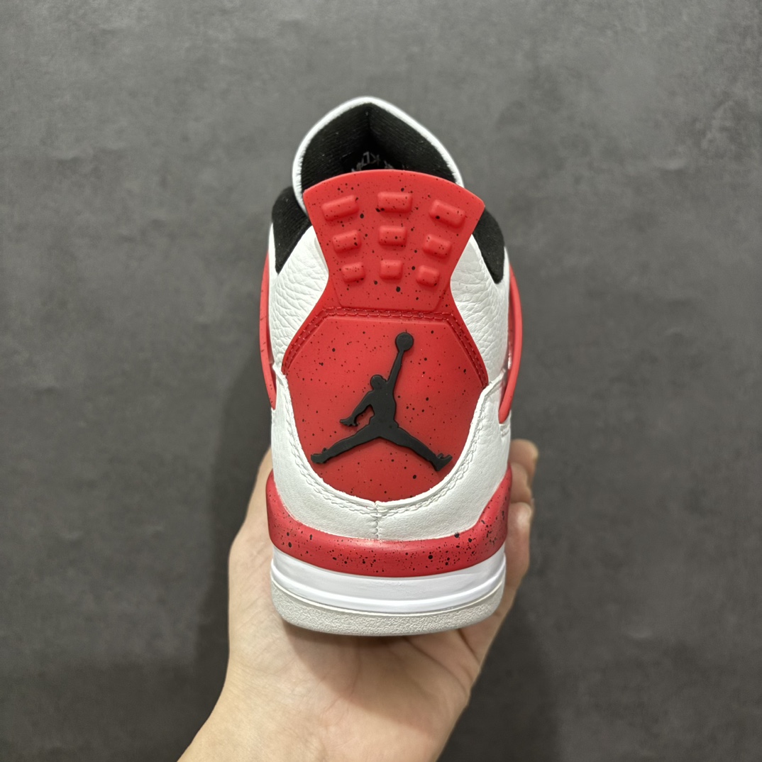 图片[4]-【头层跑量版】Air Jordan AJ4 Retro 系列n区分市面的各种假特价n全头层皮料 大底有正确刷漆n真材实料 做工扎实 拒绝劣质品质n原纸板楦头开发 完美鞋型 鞋柜必备鞋款 终端现货供应品质可见 真正好货福利白菜价💪🏻 尺码：40-46含半码 编码：WE260280-莆田鞋批发中心