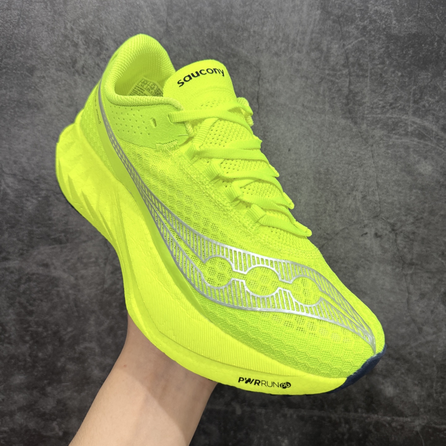  
【纯原版】SAUCONY索康尼 ENDORPHIN PRO4 啡鹏系列 男女低帮缓震跑步鞋 

注意