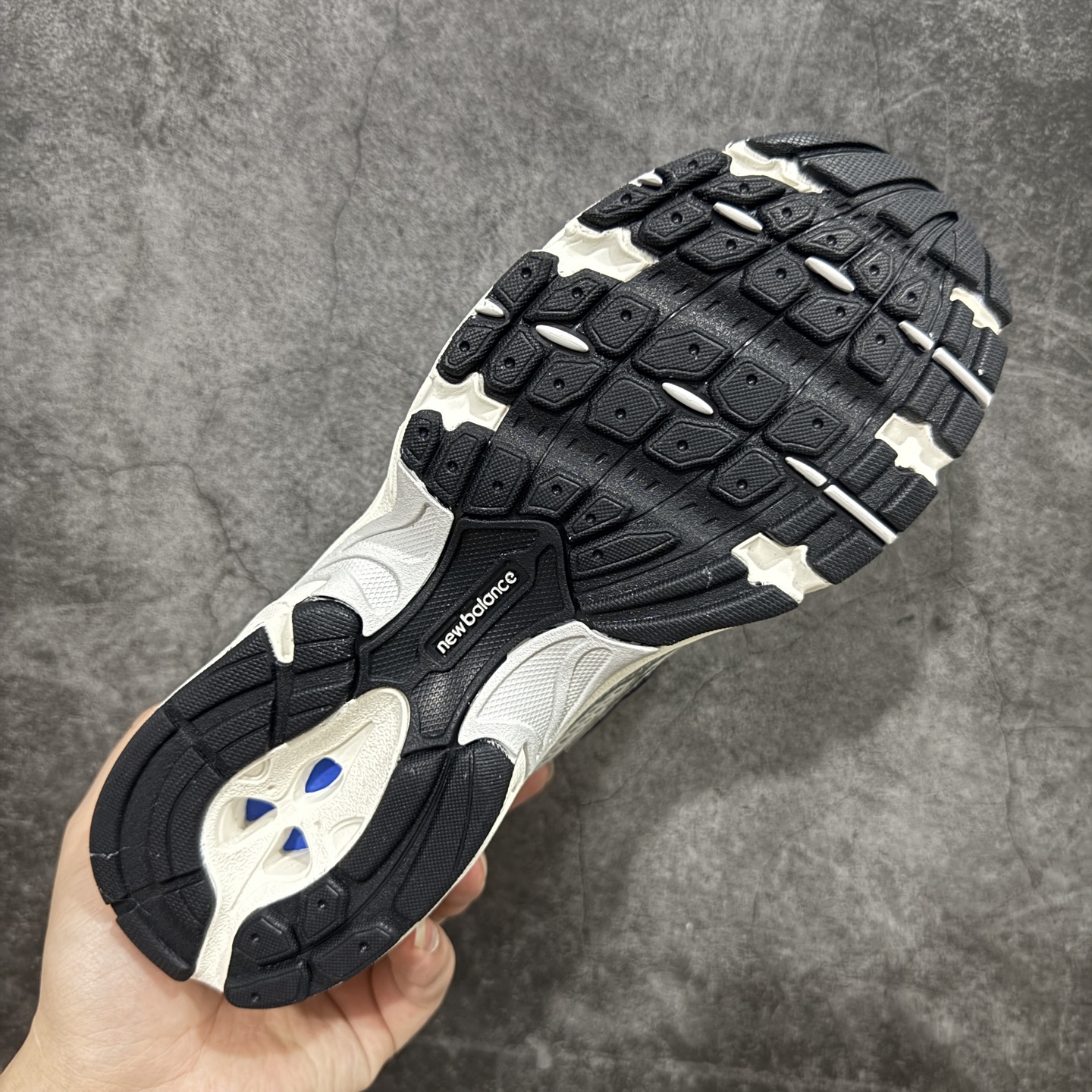200 New Balance NB740系列复古老爹风休闲运动慢跑鞋 U740GC2