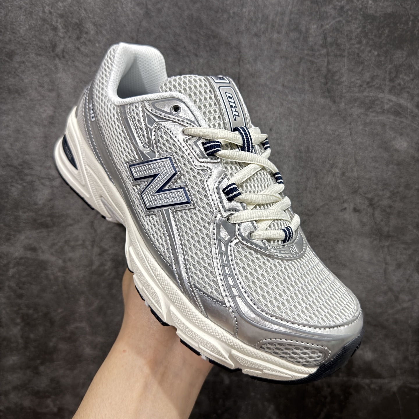 200 New Balance NB740系列复古老爹风休闲运动慢跑鞋 U740GC2