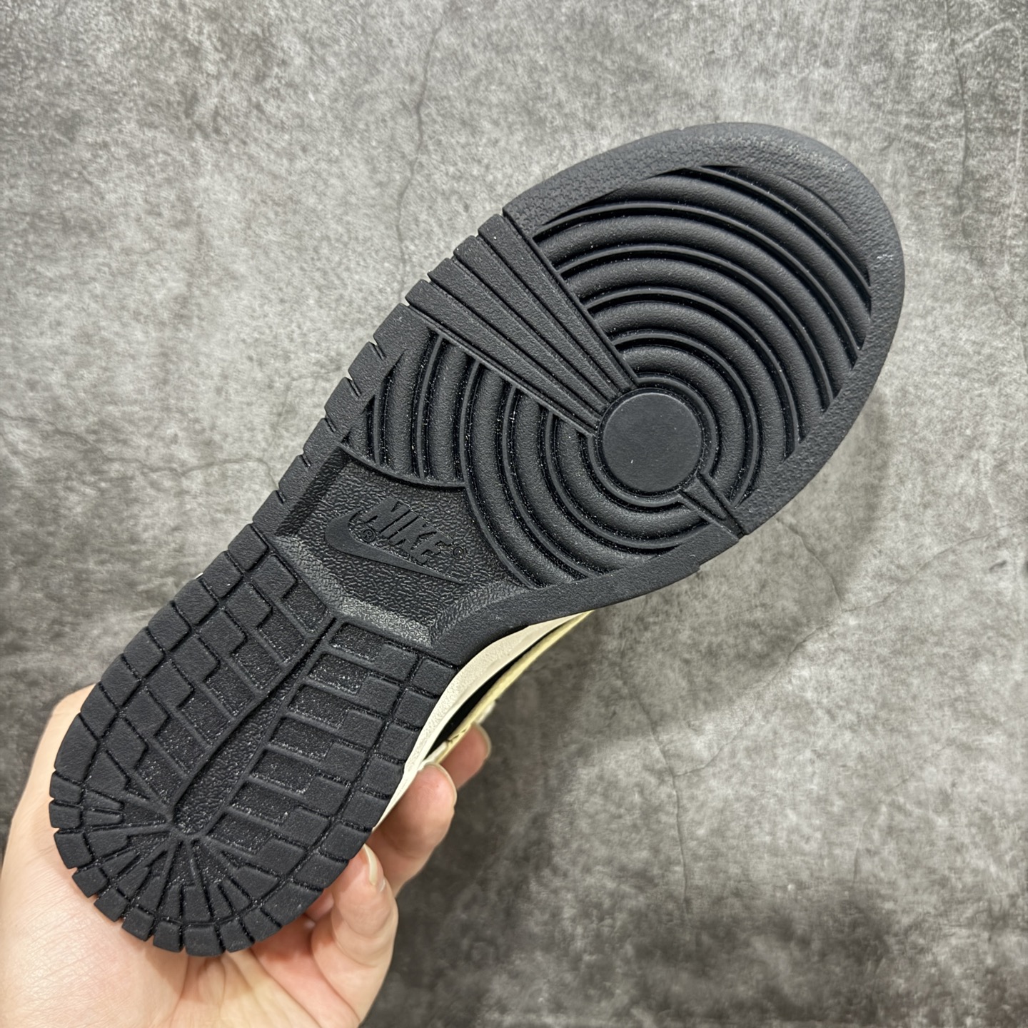 260 YC纯原NK Dunk Low 奶酪小熊猫 DD1391-100