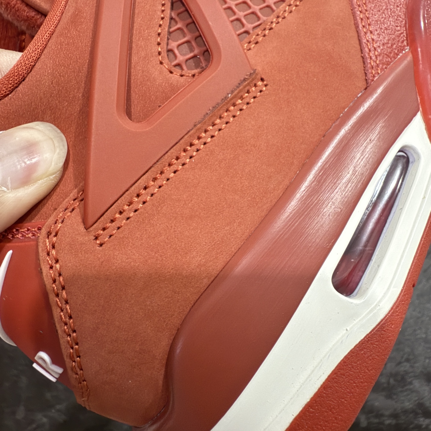 图片[4]-【原厂版】 Nigel Sylvester x Air Jordan AJ4 “Brick by Brick” 联名红砖 货号：HF4340-800 全新升级改良 原鞋原楦原纸板同源开发 完美呈现乔4的版型 内侧正确双色网格 还原细节 原厂皮料 正确气垫颜色 正确网格工艺 正确拉帮工艺 全鞋原装材料制作 原档案原模具打造 支持全方位与正品对比 尺码：40 40.5 41 42 42.5 43 44 44.5 45 46 47.5-选品中心